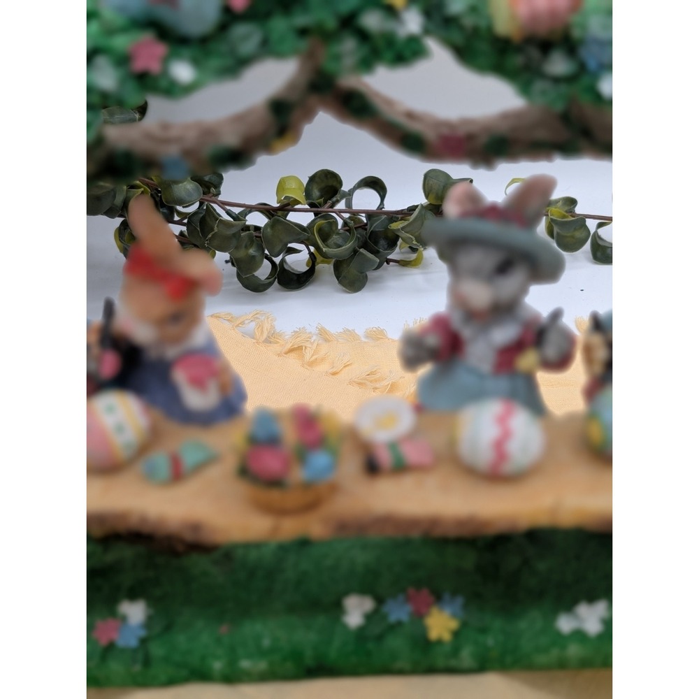 Vintage Jaimy Paintin Friends Easter Bunny Family Resin‎ Figurine Diorama 1990s - Picture 3 of 15